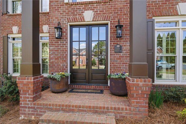 Property Photo: 535 Brayford Way GA 30024