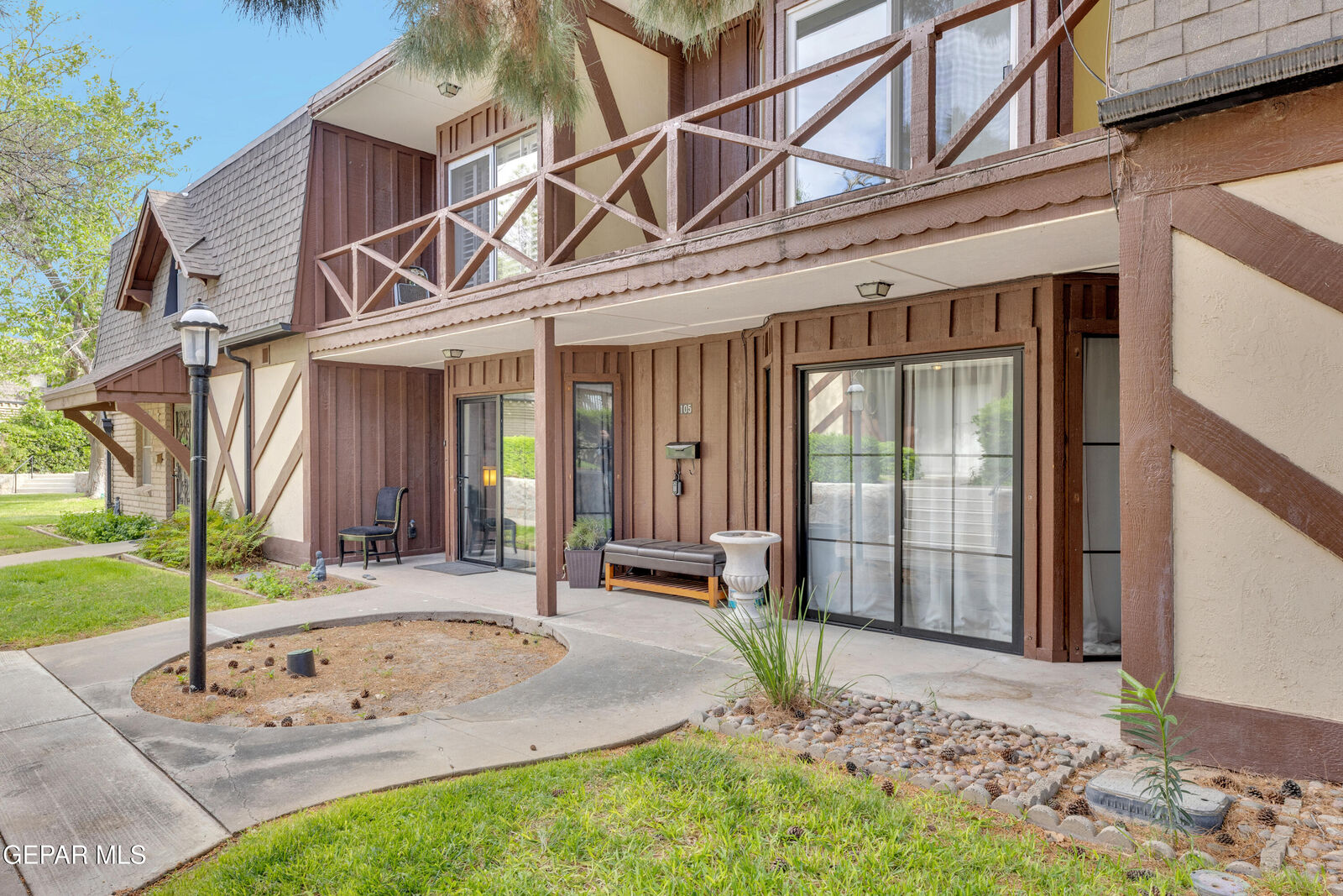 Property Photo:  500 Thunderbird Drive 105  TX 79912 