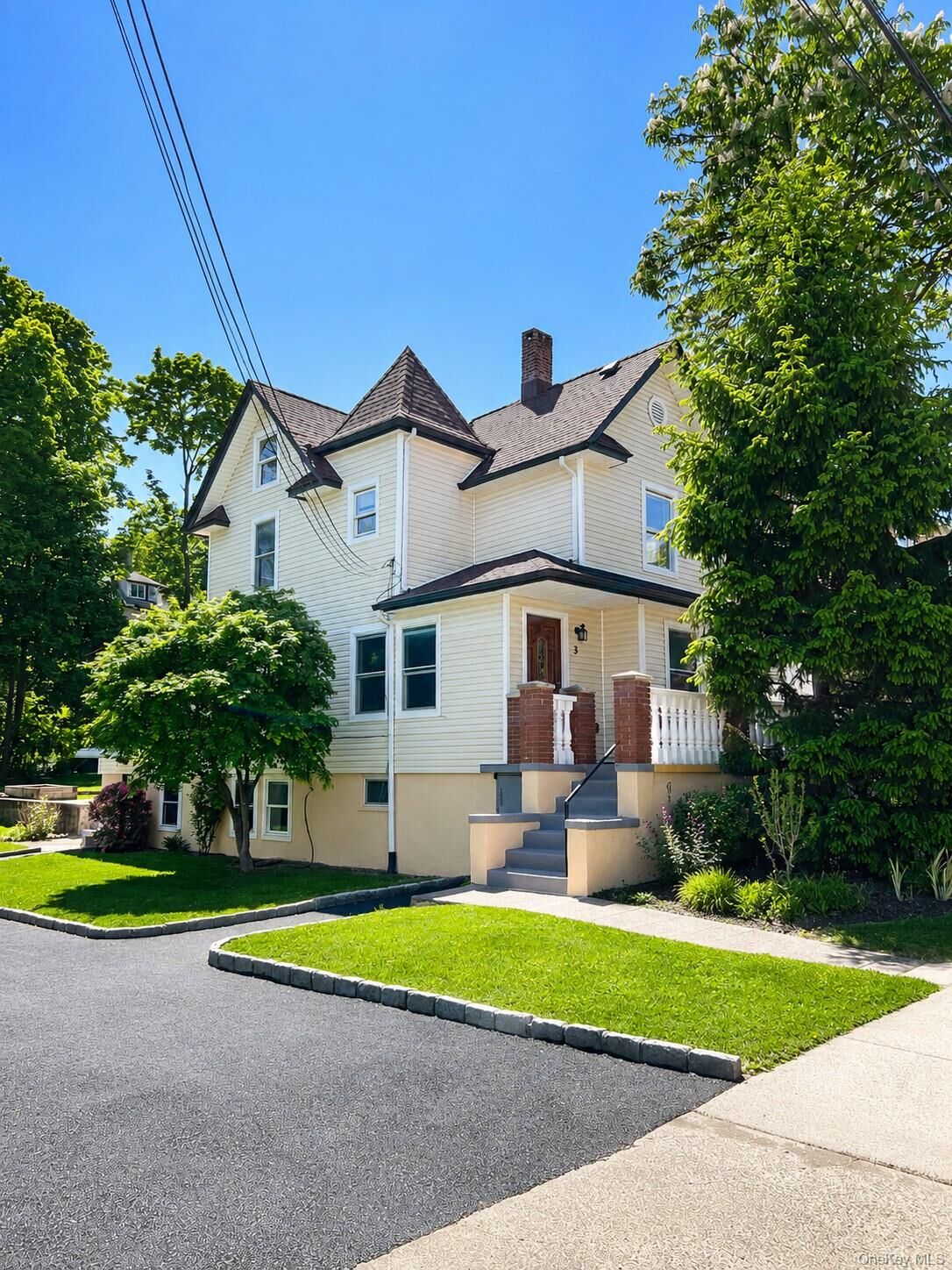 Property Photo:  3 Ross Avenue  NY 10960 