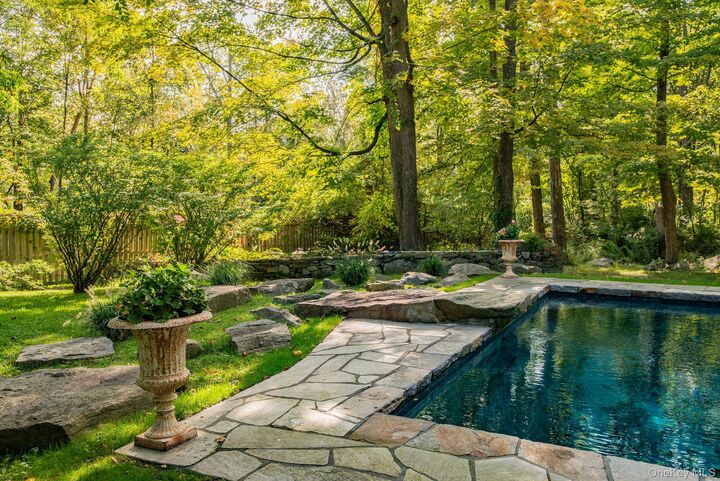 Property Photo:  521 Barrett Hill Road  NY 10541 