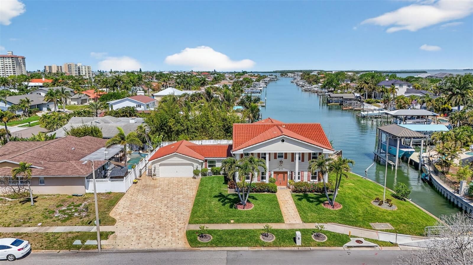 Property Photo:  350 Harbor Passage  FL 33767 