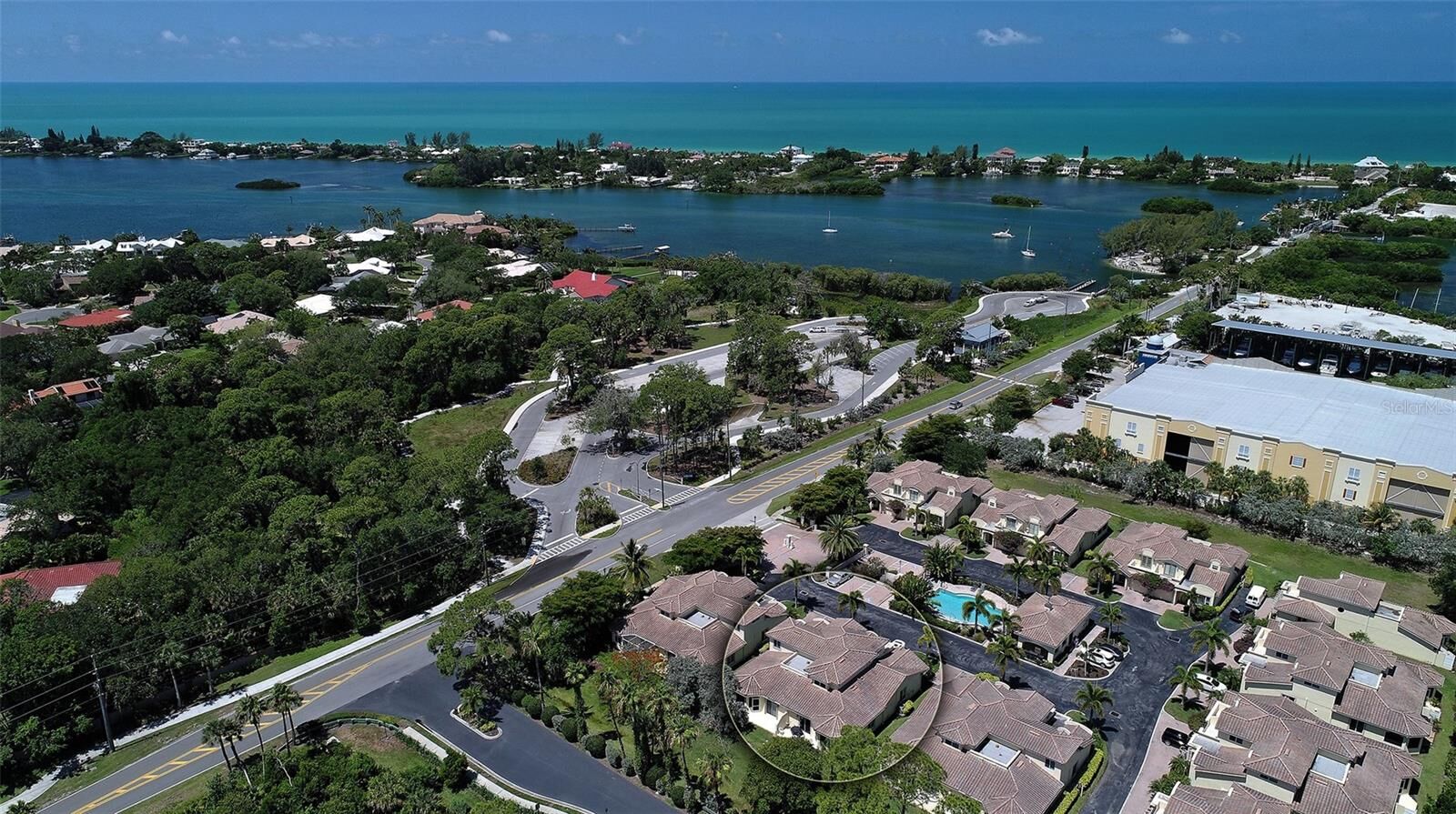 Property Photo:  1116 Beachcomber Court 3  FL 34229 