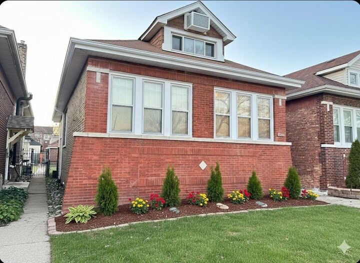 Property Photo:  7926 S Michigan Avenue  IL 60619 