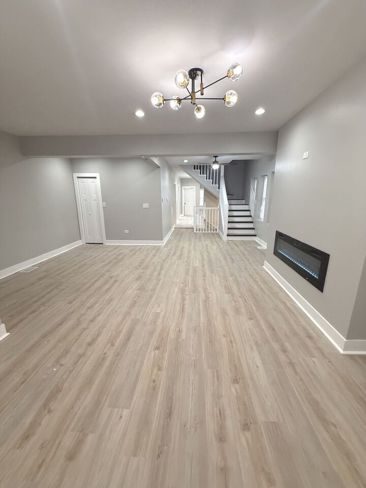 Property Photo:  8219 S Honore Street  IL 60620 