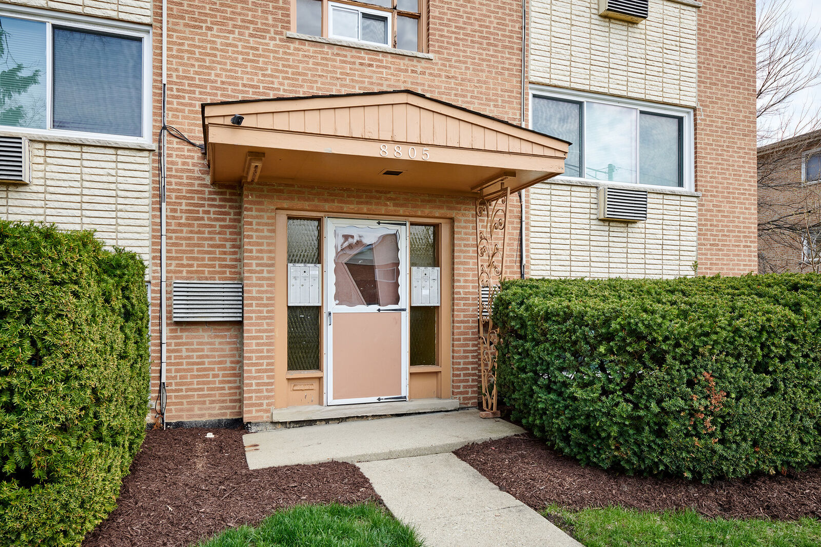 Property Photo:  8805 Dee Road 2S  IL 60016 