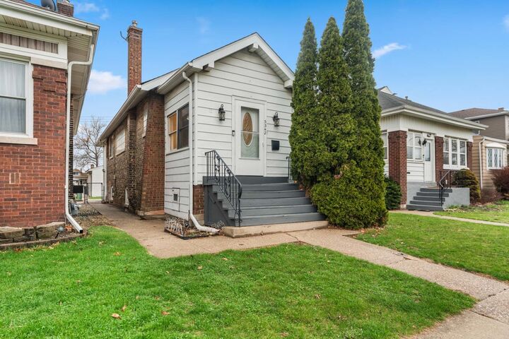 Property Photo:  3342 Lombard Avenue  IL 60402 