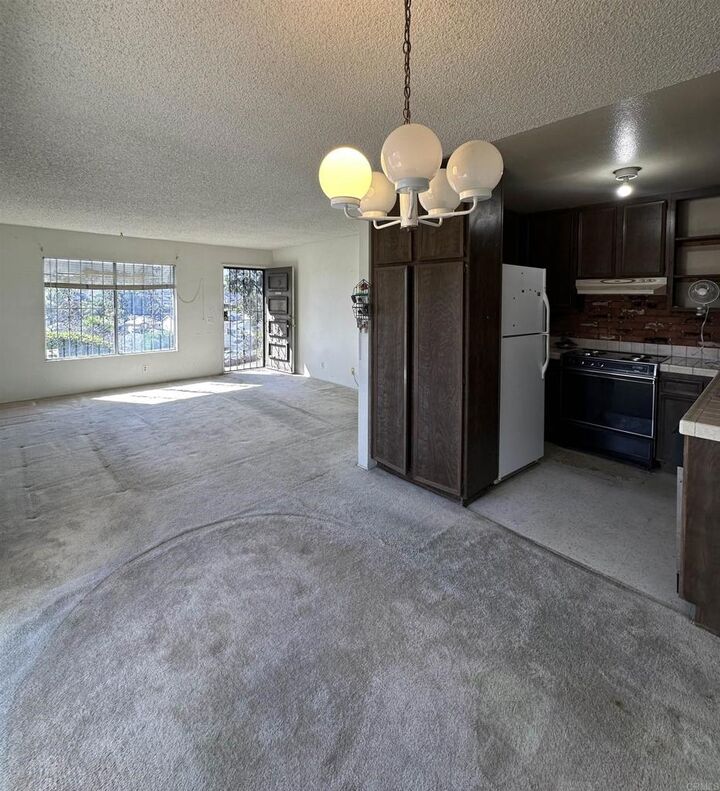 Property Photo:  462 Bluffview Rd  CA 91977 