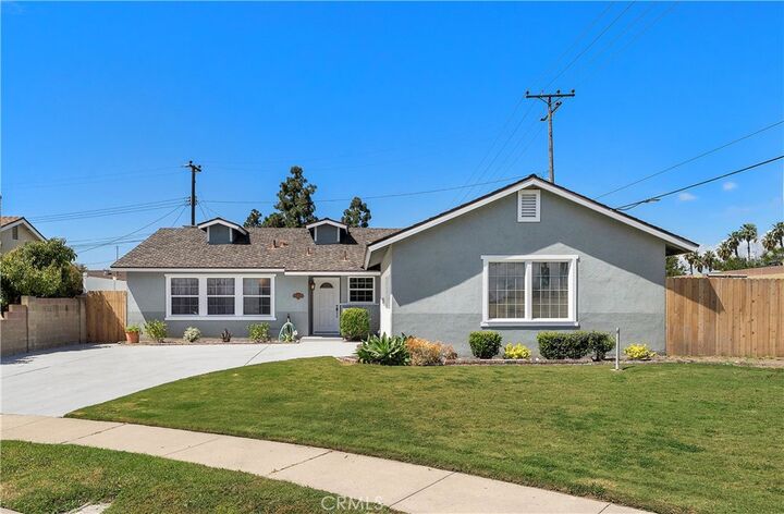 Property Photo:  15001 Sussex Circle  CA 92647 