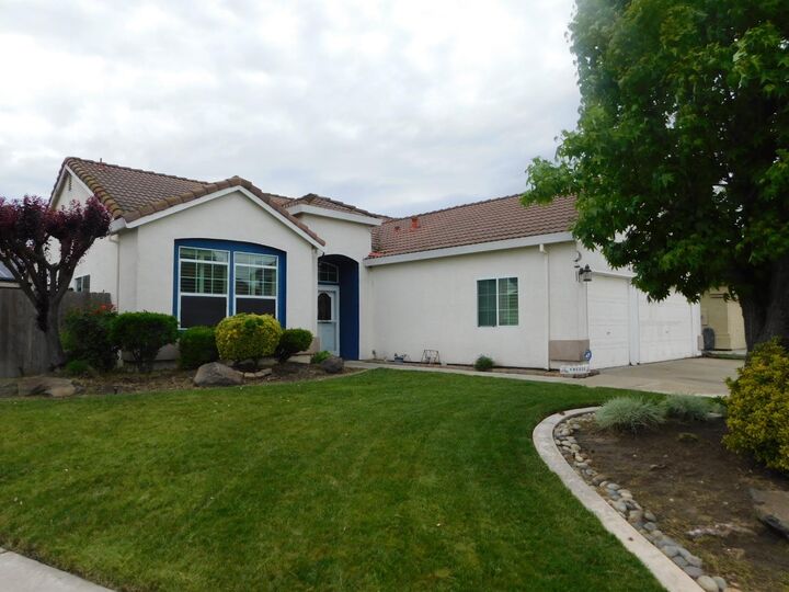 Property Photo:  10811 Lava Bed Lane  CA 95209 