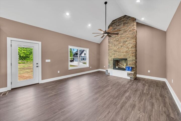 Property Photo:  71 Brinkley Road  TN 37183 
