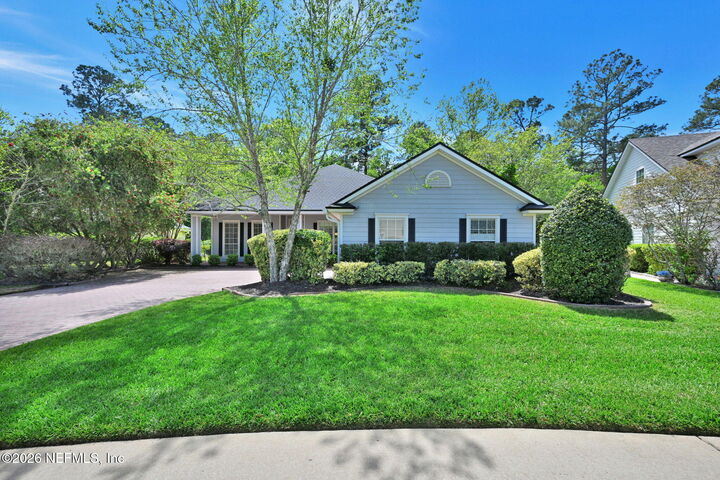 Property Photo: 2380 Country Side Drive FL 32003