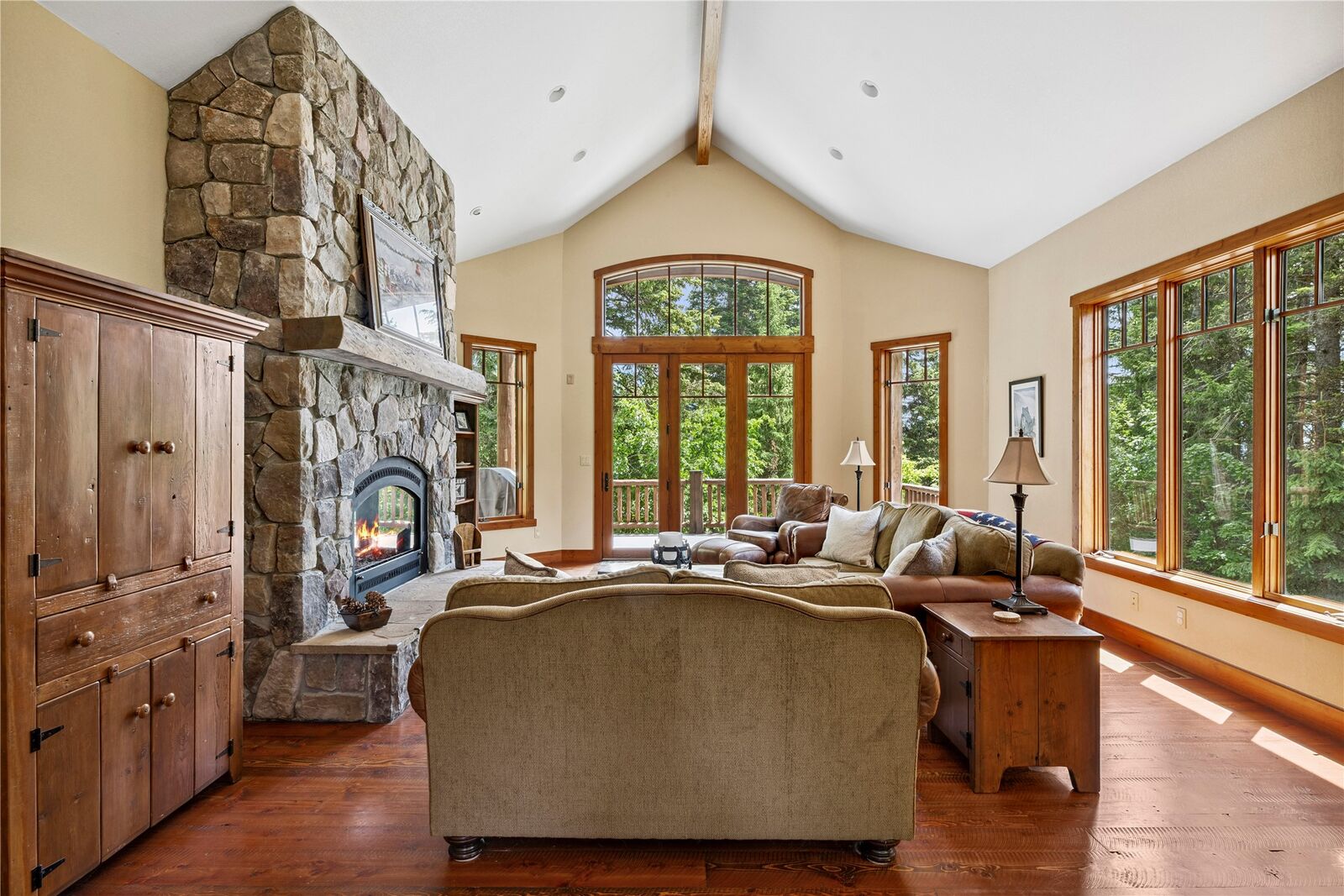 Property Photo:  3813 Tamarack Avenue B  MT 59937 