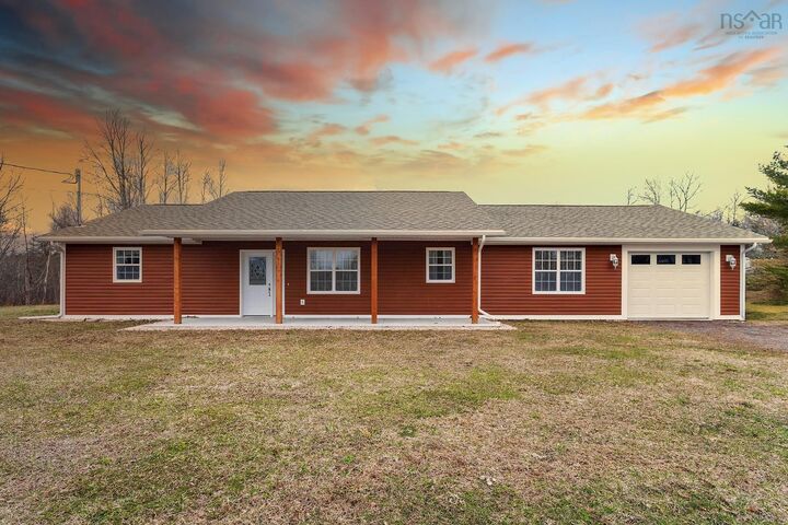 439 Victoria Road — photo 1