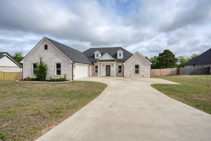 Property Photo:  19383 Ridge Point Circle  TX 75771 