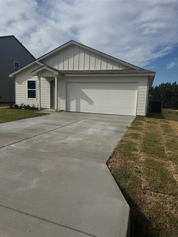 Property Photo:  350 Azalea Trail  TX 76048 