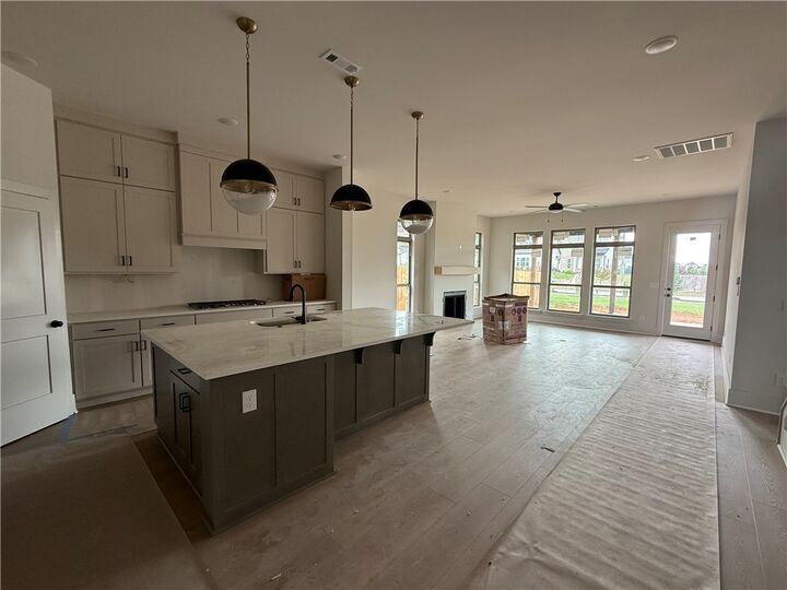 Property Photo:  3108 S 16th Street  AR 72758 