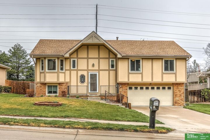 Property Photo:  16512 Pierce Street  NE 68130 