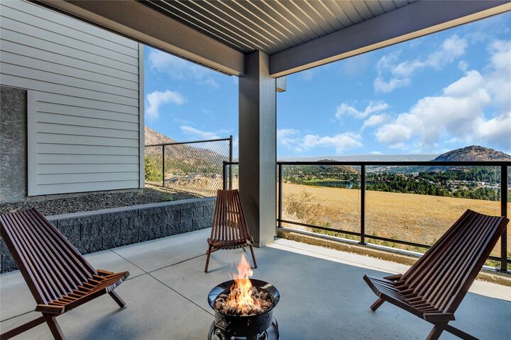 Property Photo:  3044 Shaleview Drive  BC V4T 3L6 