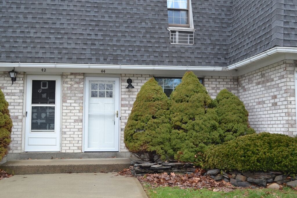 Property Photo:  44 Princeton Ter 44  MA 01301 