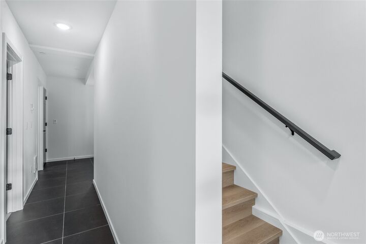 Property Photo:  3500 NE 125th Street B  WA 98125 