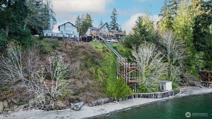 Property Photo:  6819  Cliff Avenue SW  WA 98351 