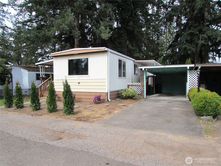 Property Photo:  11424  36th Drive NE 69  WA 98271 