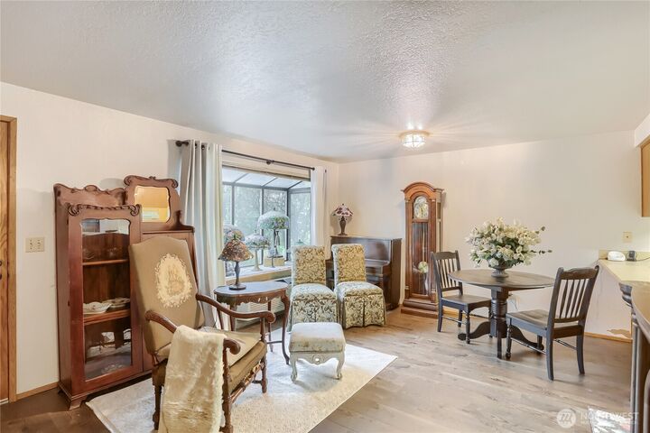 Property Photo: 1002 Columbia Avenue #2 WA 98270