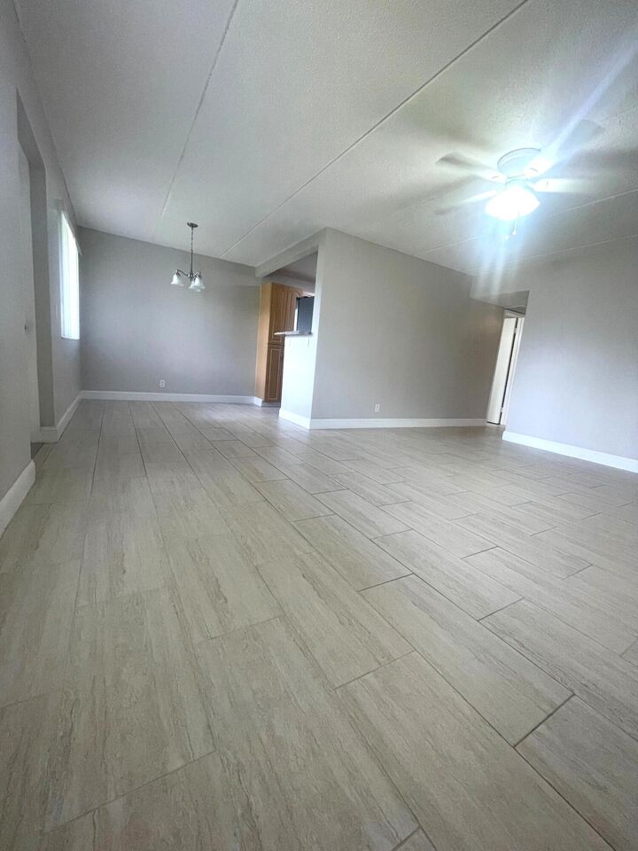 Property Photo:  100 Village Green Circle E 112  FL 33461 