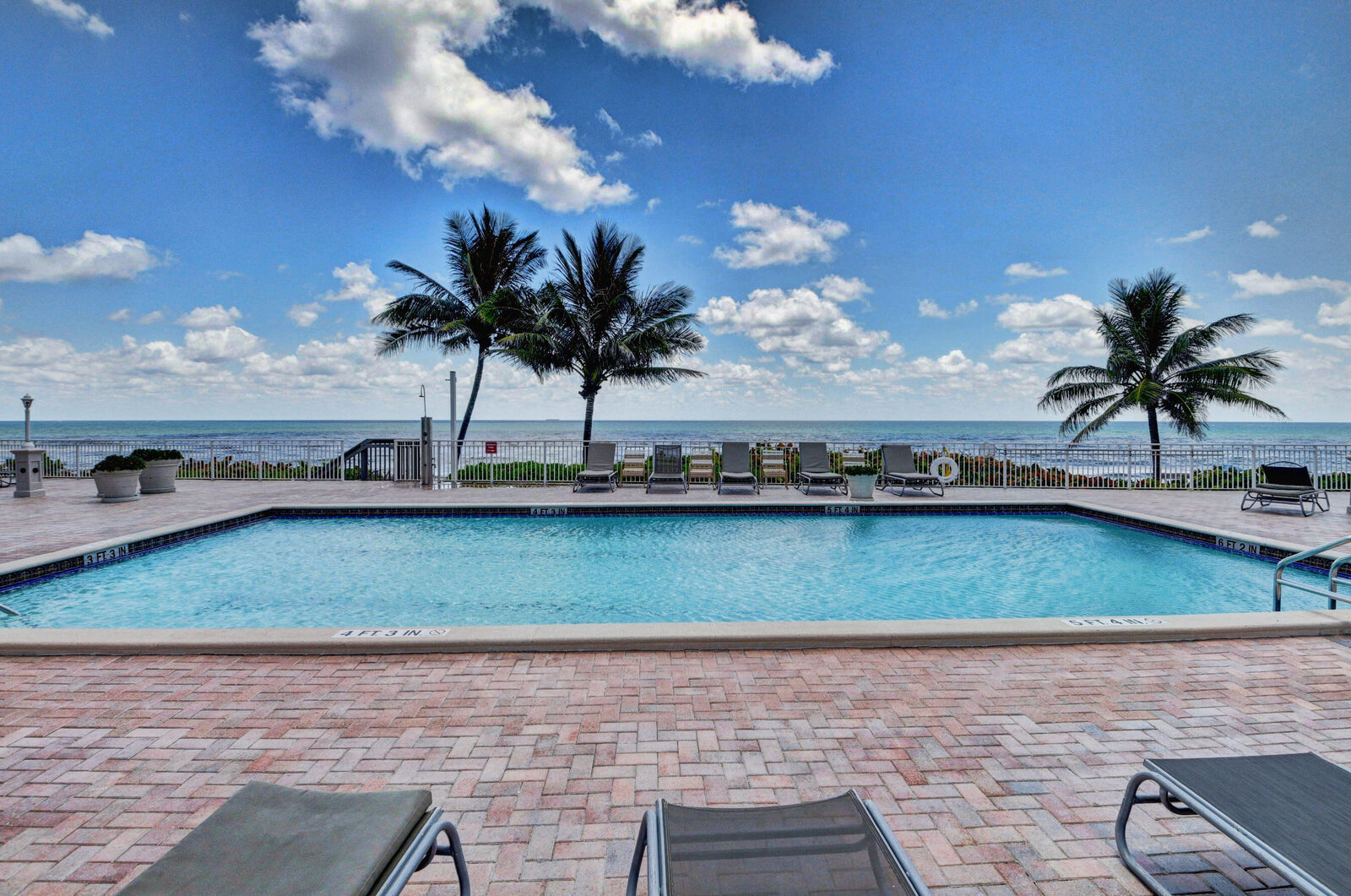 Property Photo: 3221 S Ocean Boulevard 308 FL 33487