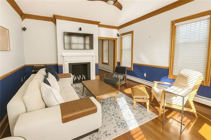 Property Photo:  20 Berkeley Avenue 4  RI 02840 