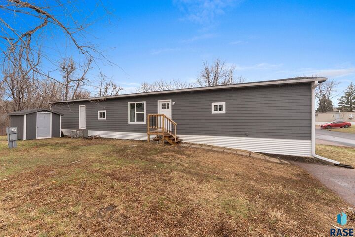 Property Photo:  808 S Beta Pl  SD 67106-0337 