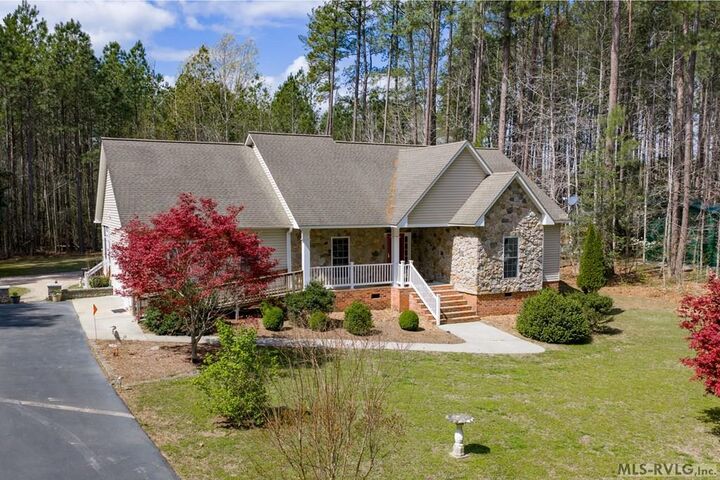 Property Photo:  139 Country Club Dr.  VA 23857 