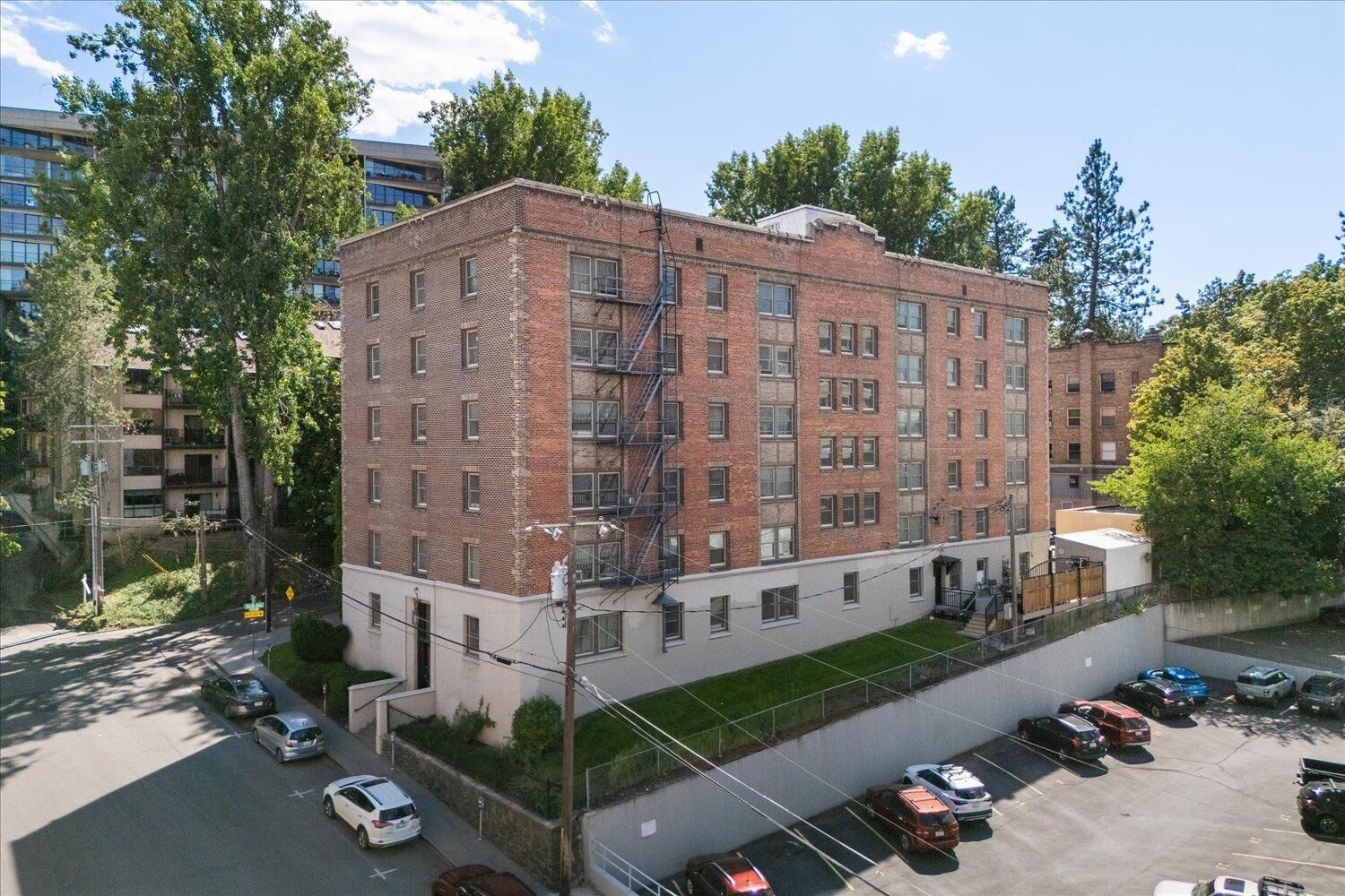 Property Photo:  704 W 6th Ave #302  WA 99204 