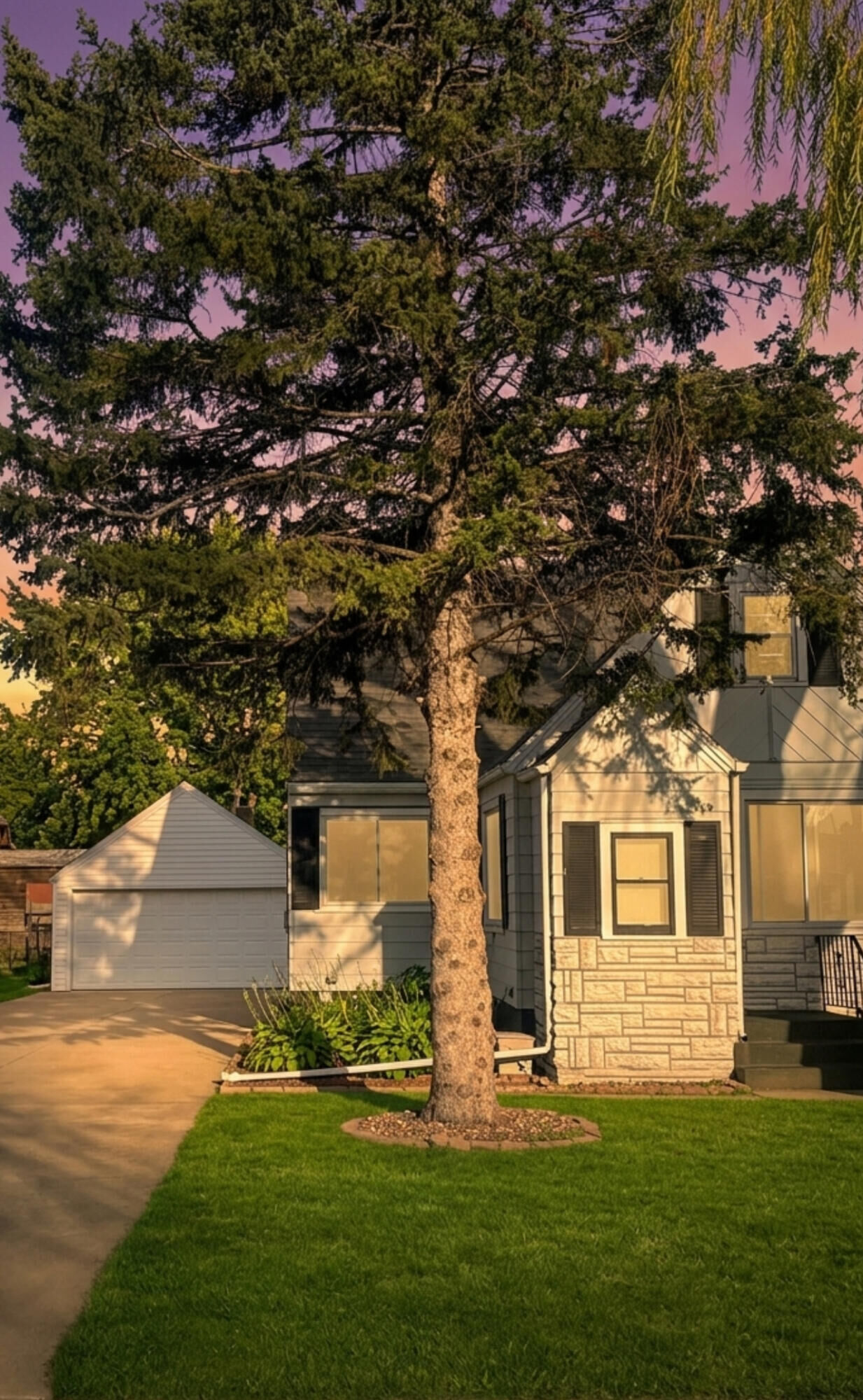 Property Photo:  615 S 11th Street  SD 57401 