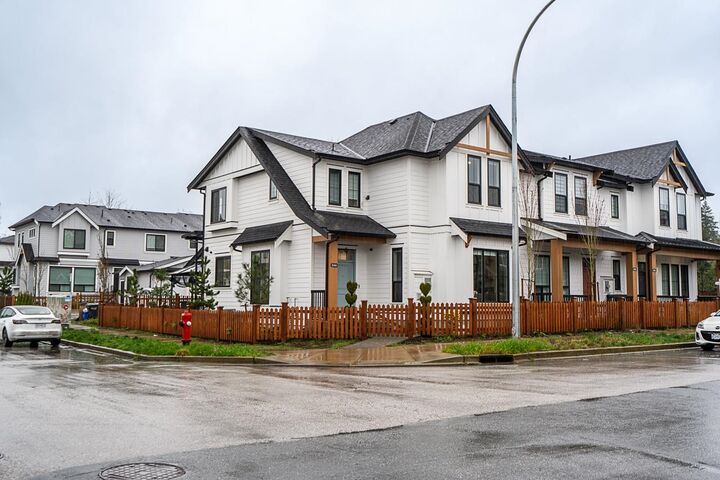 Property Photo: 20484 76 Avenue BC V2Y 1V5