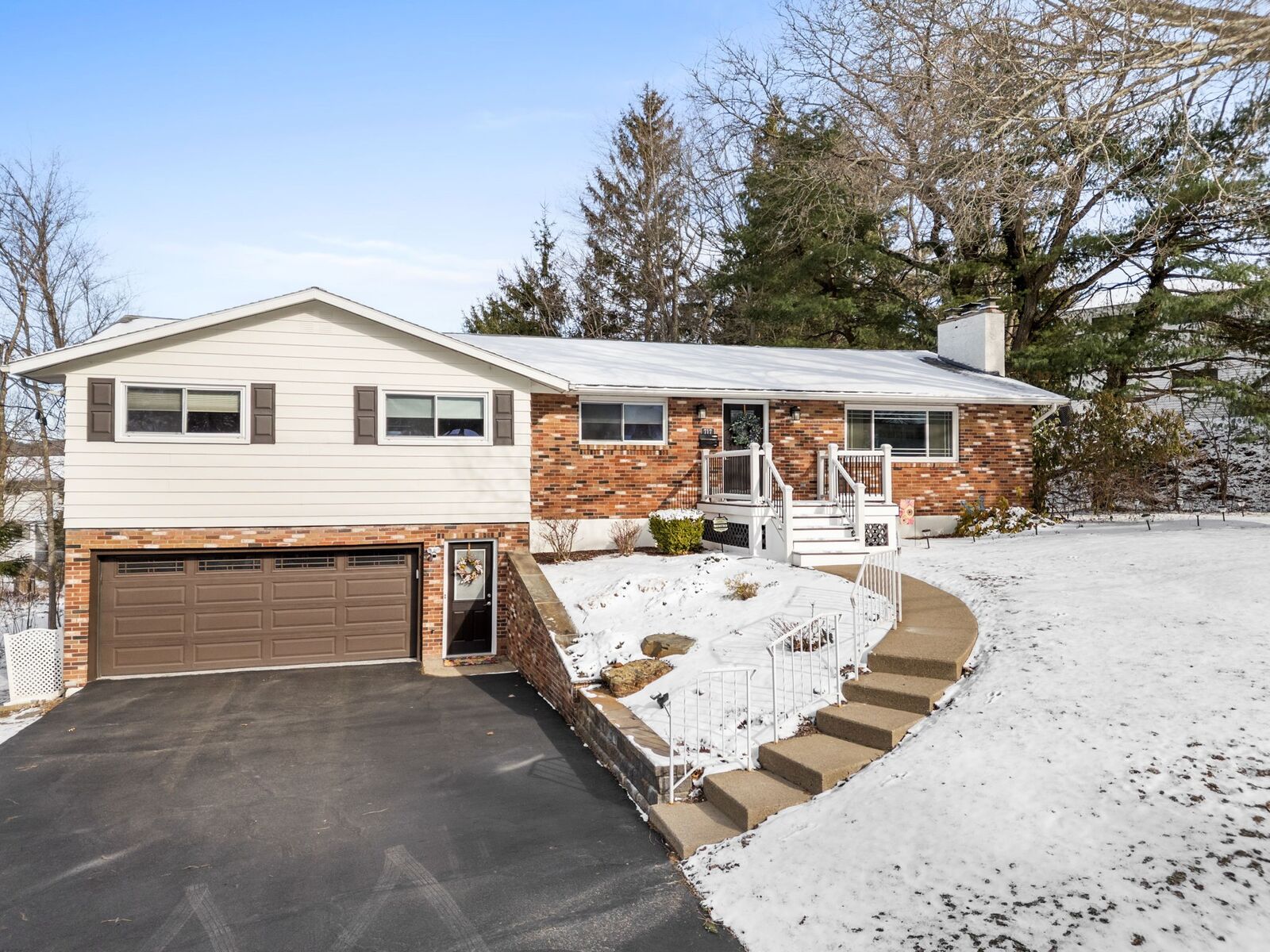 Property Photo:  717 Ventura Boulevard  NY 13760 