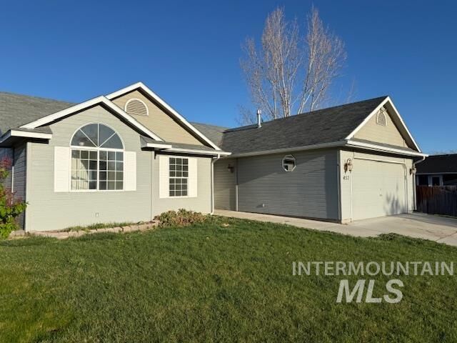 Property Photo:  457 Meadowbrook Dr.  ID 83686 