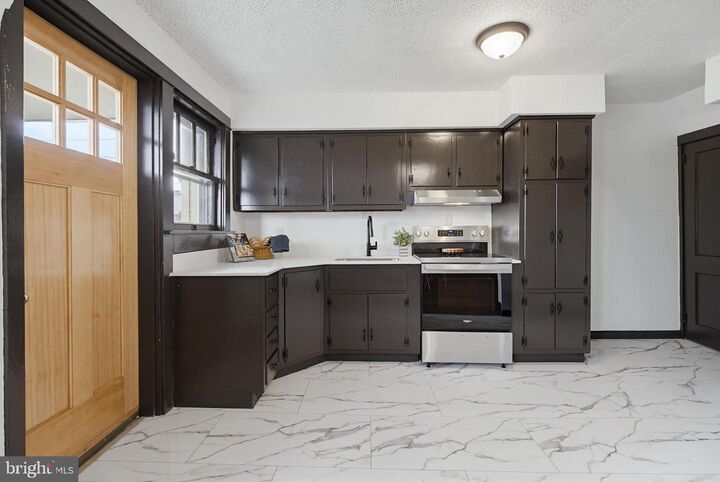 Property Photo:  636 3rd Street  PA 17603 