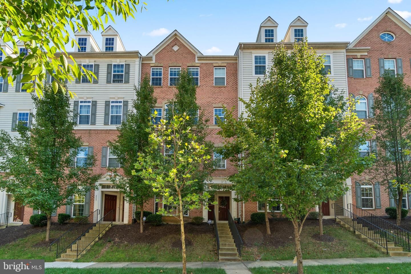 Property Photo:  2511 Eastbourne  VA 22191 