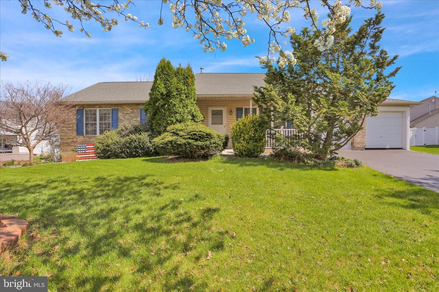 Property Photo: 4350 Prestwick Drive PA 19606