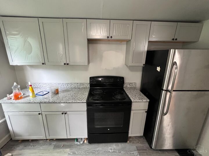 Property Photo:  2901 Marshall Avenue  OH 45220 