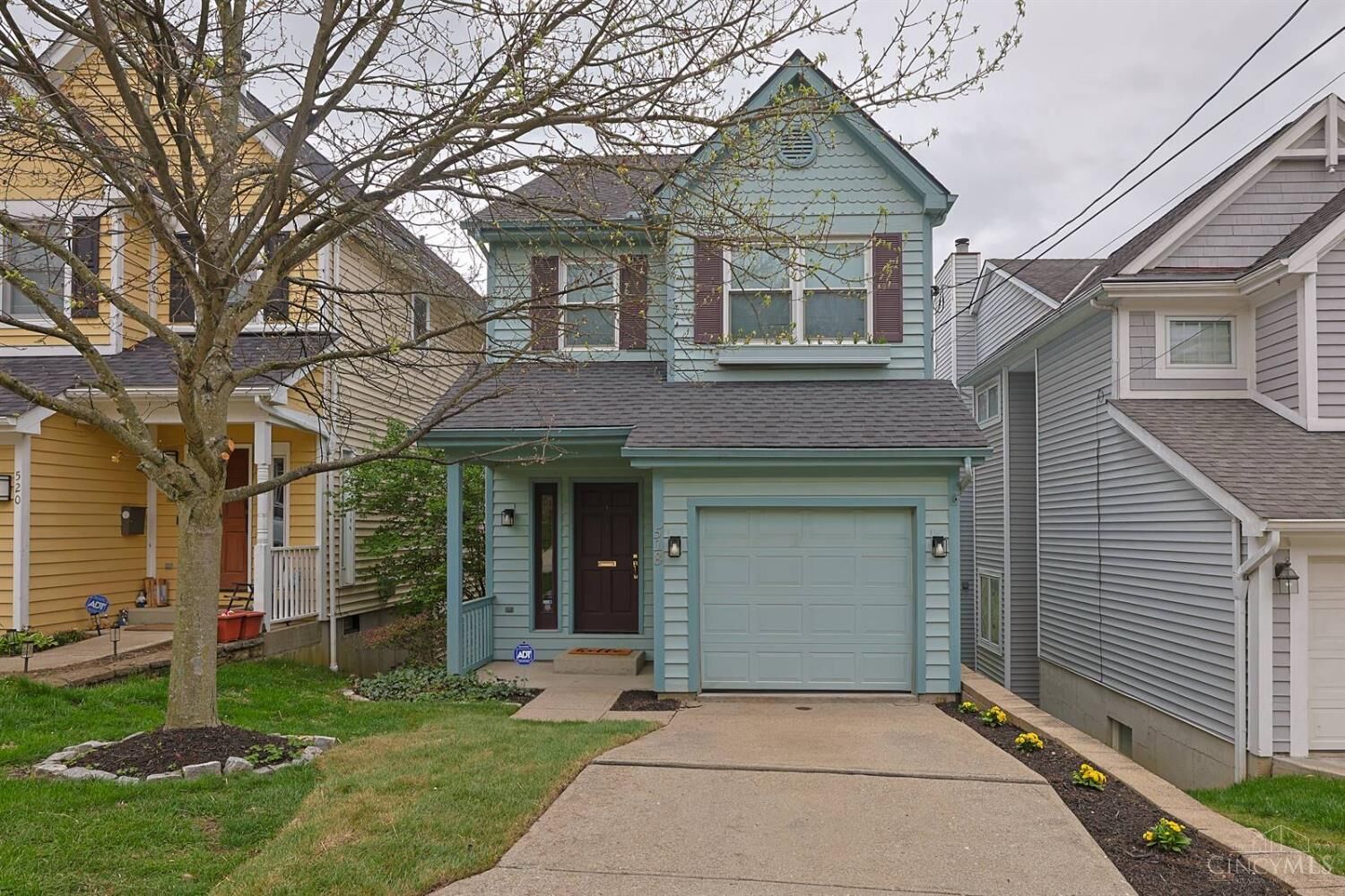 Property Photo:  518 Missouri Avenue  OH 45226 