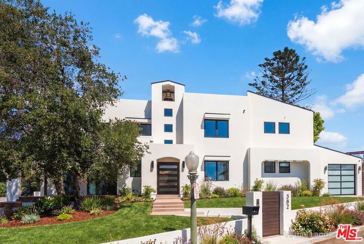 Property Photo:  382 Aderno Way  CA 90272 