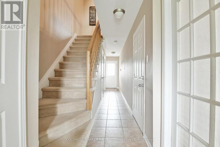 Property Photo:  90 Edenvale Drive 221  ON K2K 3N8 