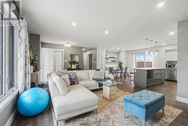 Photo de la propriété:  1149 Parisien Street  ON K1B 3N3 