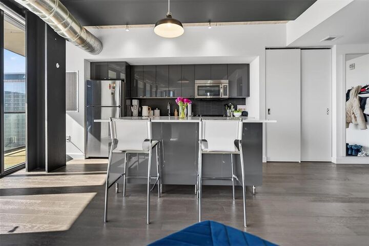 Photo de la propriété:  311 Hargrave Street  MB R3B 0V8 