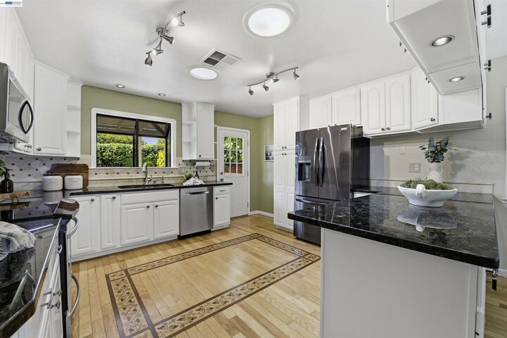 Property Photo:  4514 Wheeler Dr  CA 94538 