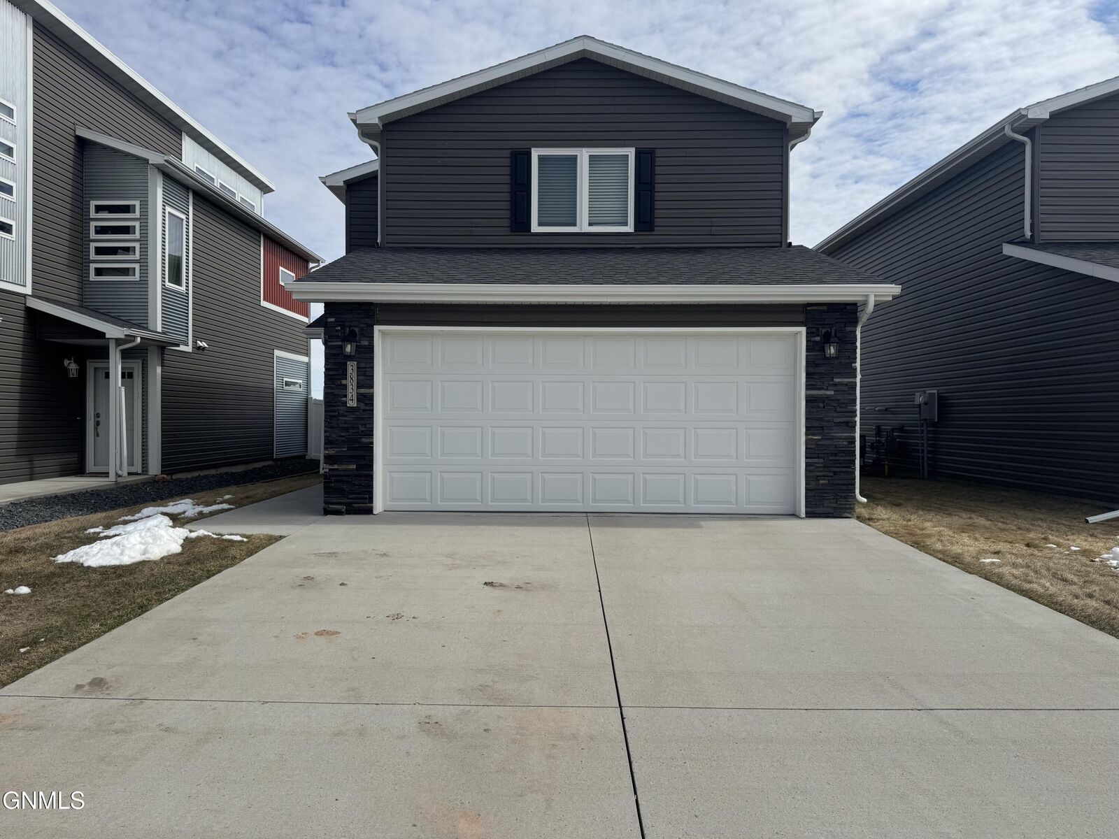 Property Photo:  3834 Gale Circle SE  ND 58554 