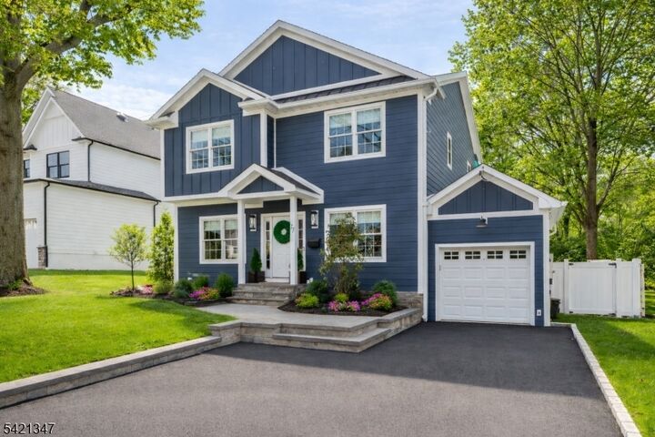 Property Photo:  77 Commonwealth Ave  NJ 07974 