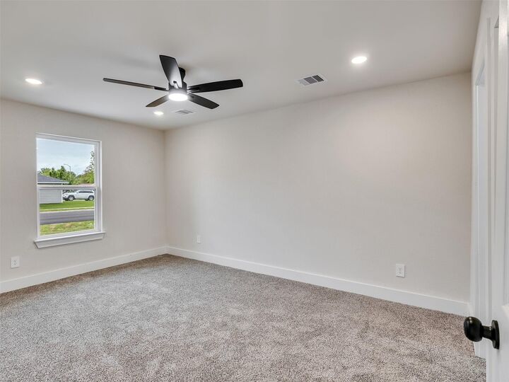 Property Photo: 7207 Crestmont Street TX 77033